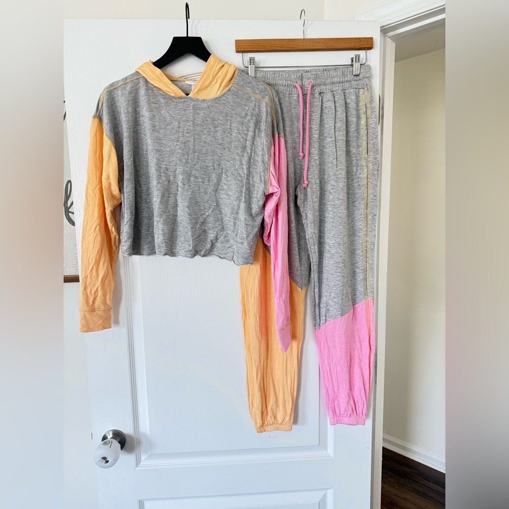 Colsie - Coordinating Two-Piece Cropped Set - Siz… - image 1